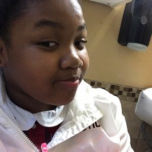 Meet your Posher, Lauryn